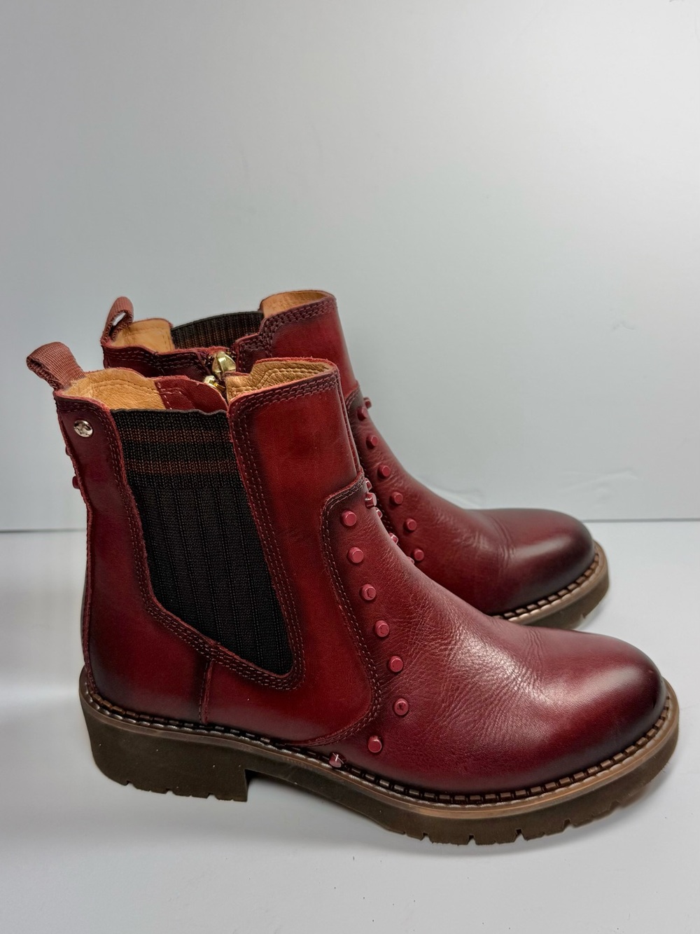 Pikolinos Women's Burgundy Leather Chelsea Boots Stud Detail Size EU 36 US 5-6